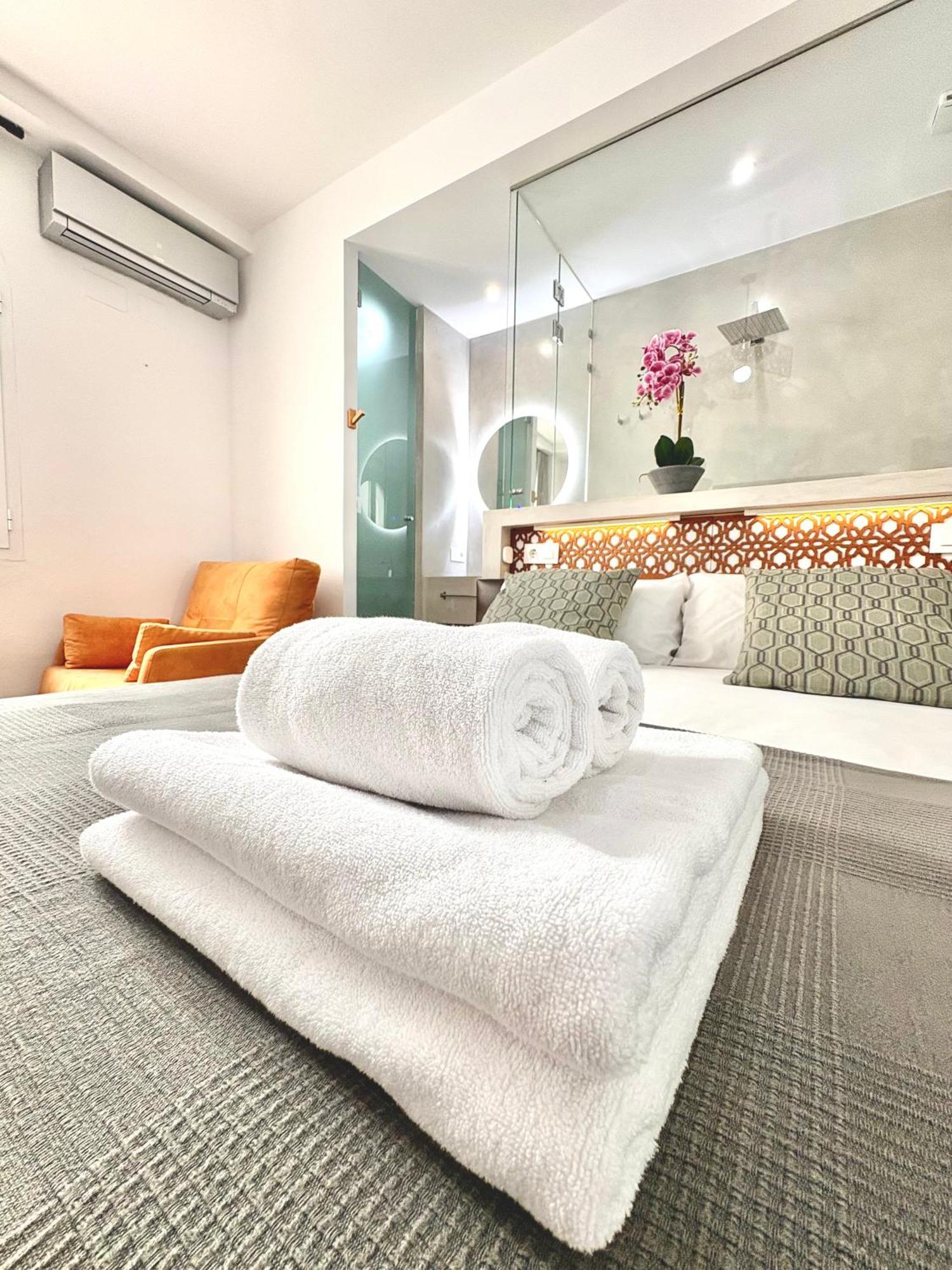 Unique House - Private Spa&Pool -Stayin塞维利亚 外观 照片