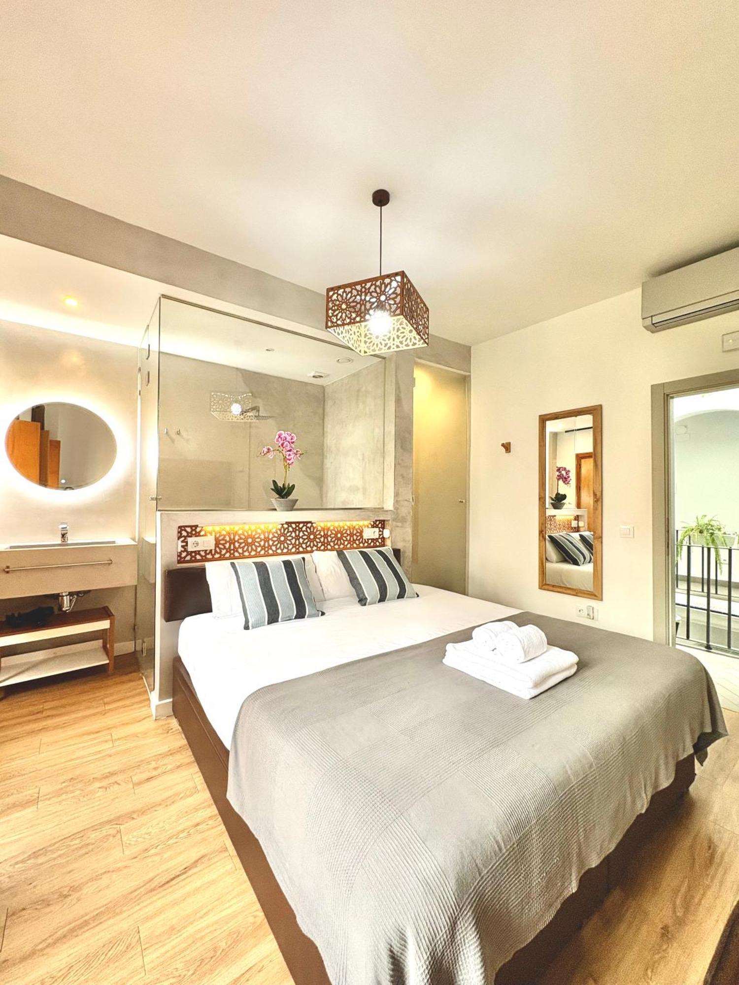Unique House - Private Spa&Pool -Stayin塞维利亚 外观 照片