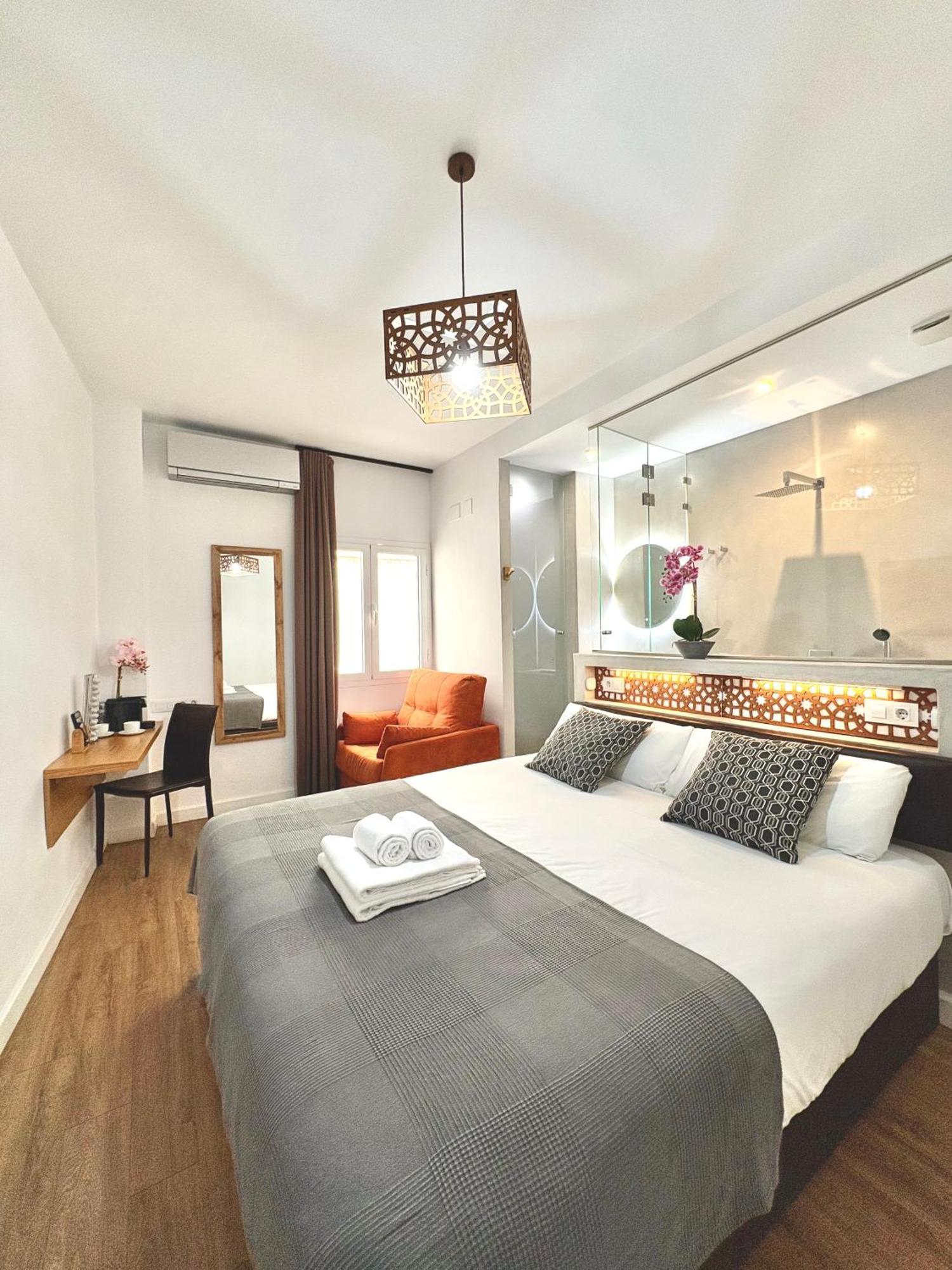 Unique House - Private Spa&Pool -Stayin塞维利亚 外观 照片