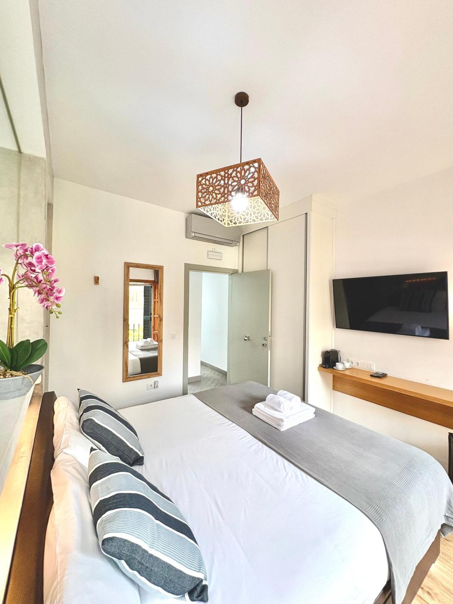 Unique House - Private Spa&Pool -Stayin塞维利亚 外观 照片